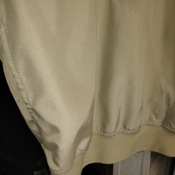 Zero Restriction Men's Lightweight Vest - Picture 4 of 4